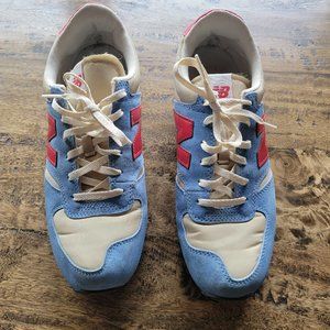 Vintage New Balance Unisex Athletic Shoes Red/White/Blue Size 8.5 mens/10 womens